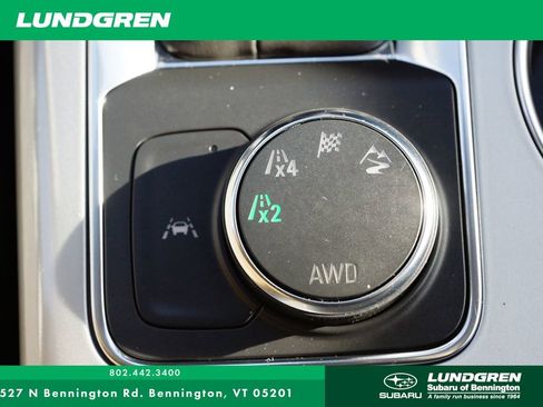 Used 2024 Chevrolet Blazer LT image 33