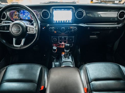 Used 2023 Jeep Wrangler Unlimited Rubicon 392 image 27