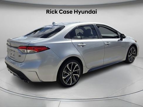 Used 2022 Toyota Corolla SE image 6