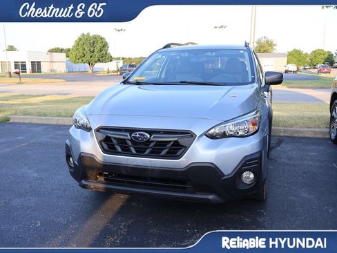 Used 2022 Subaru Crosstrek 2.5i Sport w/ Moonroof Package AWD/4WD image 9