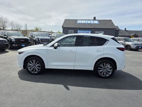 Used 2022 MAZDA CX-5 Signature image 8