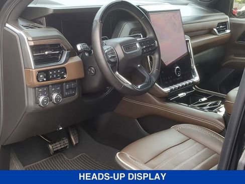 New 2025 GMC Yukon XL Denali Ultimate AWD/4WD image 11