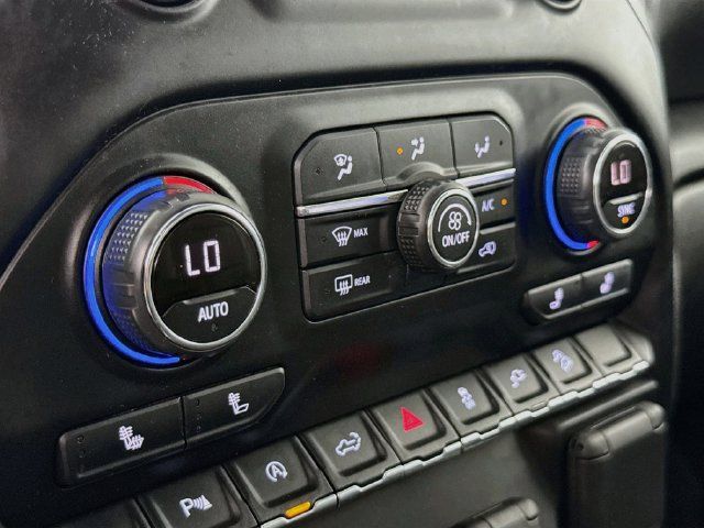 Used 2021 Chevrolet Silverado 1500 LT Trail Boss w/ Convenience Package II AWD/4WD image 16