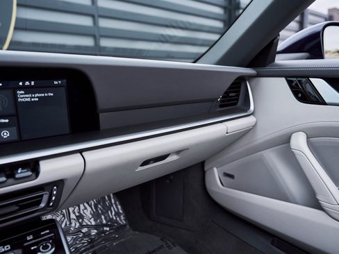 Used 2021 Porsche 911 Turbo S image 74