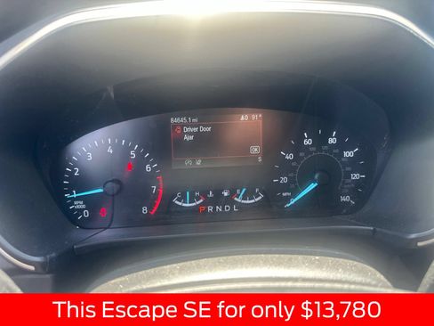 Used 2020 Ford Escape SE FWD image 15