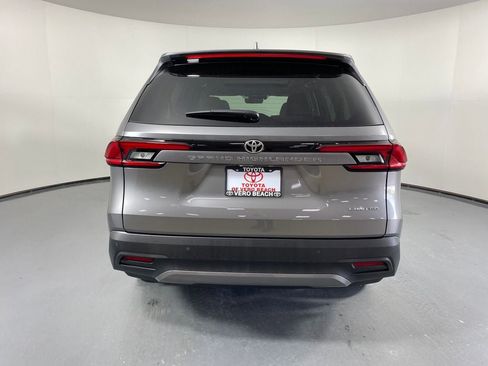 New 2026 Toyota Grand Highlander Limited image 5