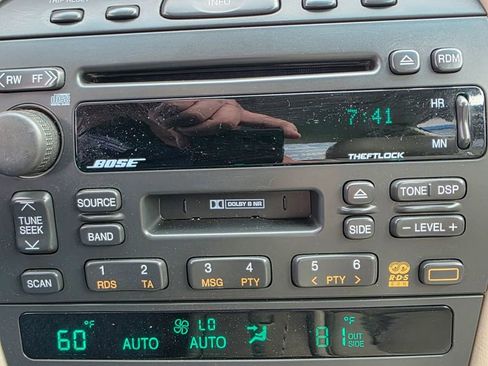 Used 2000 Cadillac Eldorado ESC w/ Comfort/Convenience Pkg image 16