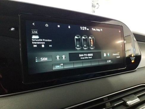 Used 2022 Hyundai Palisade SEL w/ 8P Bench Seat Package AWD/4WD image 6