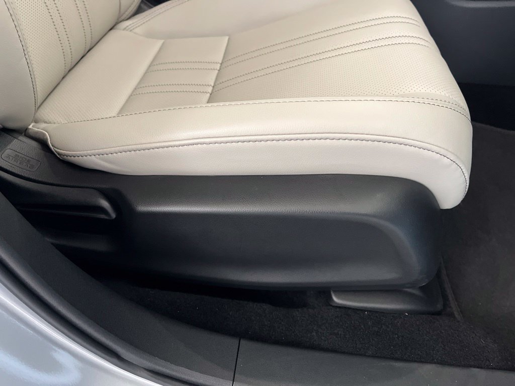 Used 2027 Honda HR-V EX-L image 51