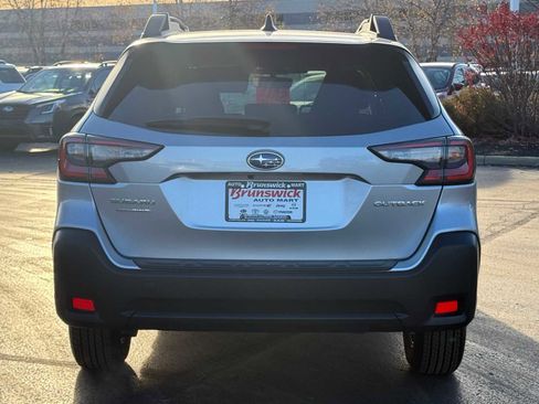 Certified 2025 Subaru Outback Premium w/ Popular Package #1A image 5