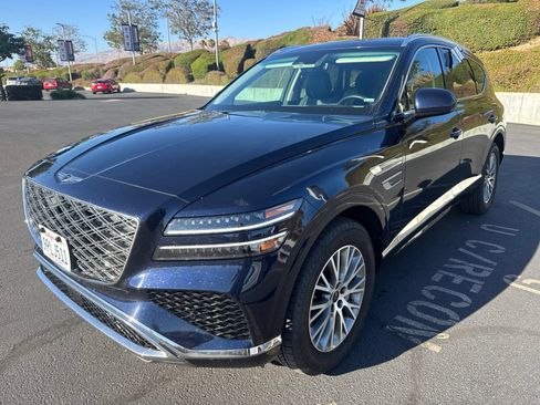Used 2025 Genesis GV80 2.5T Standard AWD/4WD image 3