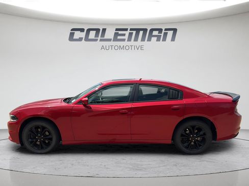 Used 2015 Dodge Charger SE w/ Power Sunroof Group AWD/4WD image 2