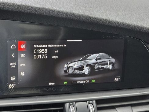 Used 2023 Alfa Romeo Giulia Sprint image 14