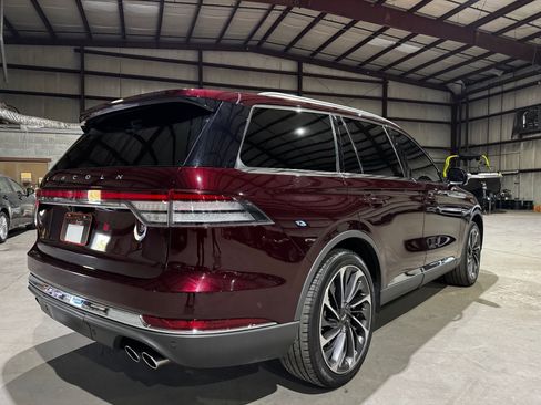 Used 2020 Lincoln Aviator Reserve w/ Equipment Group 202A AWD/4WD image 4