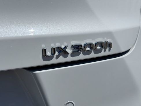 New 2026 Lexus UX 300h FWD image 11