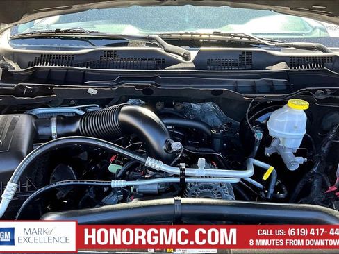 Used 2021 RAM 1500 Classic SLT AWD/4WD image 28