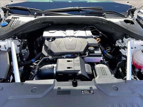 Used 2023 Genesis GV70 2.5T w/ Sport Prestige Package image 11