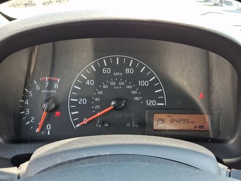 Used 2021 Nissan NV200 S FWD image 19