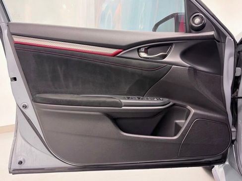 Used 2020 Honda Civic Type R image 14