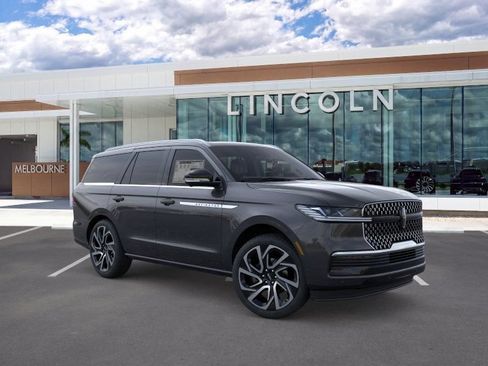 New 2026 Lincoln Navigator Reserve AWD/4WD image 7