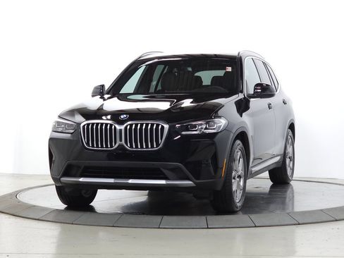 Used 2024 BMW X3 xDrive30i AWD/4WD image 3