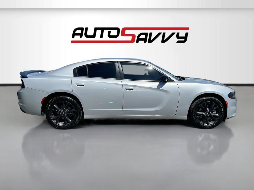 Used 2023 Dodge Charger SXT w/ Blacktop Package AWD/4WD image 8