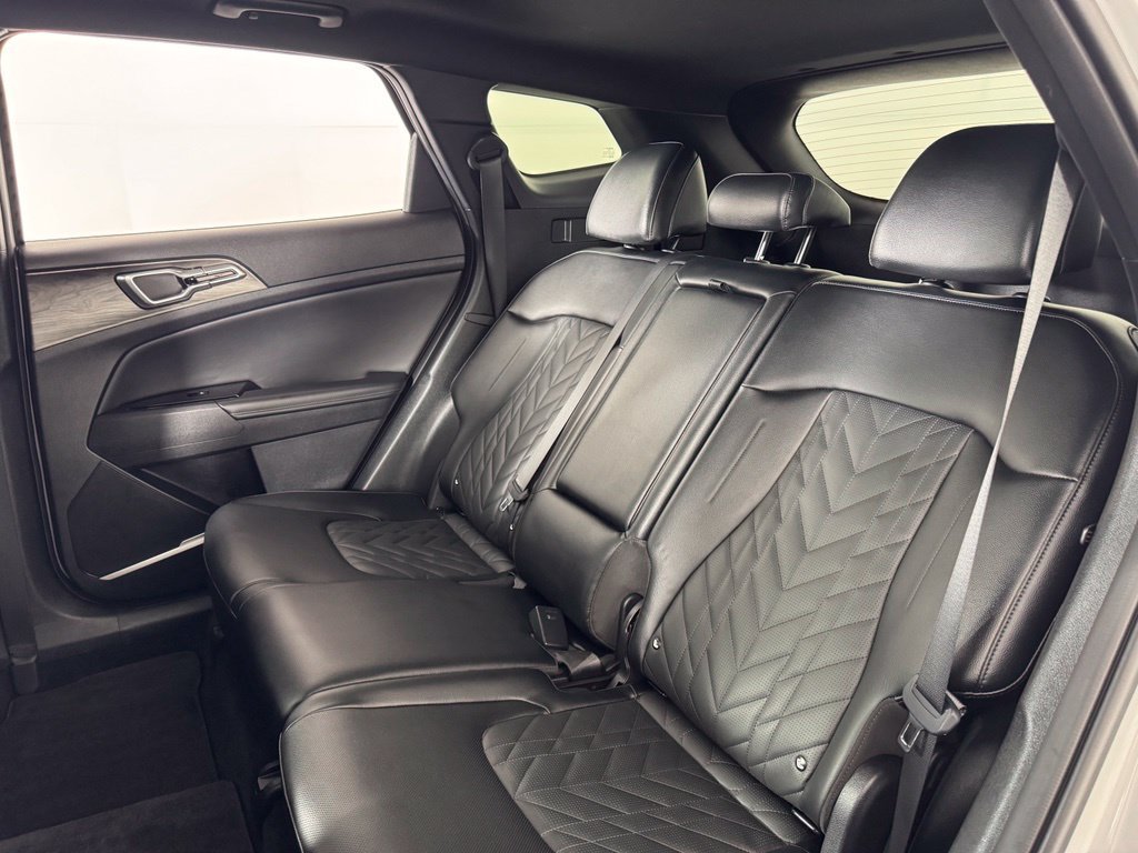 Used 2023 Kia Sportage X-Line w/ X-Line Premium Package AWD/4WD image 23