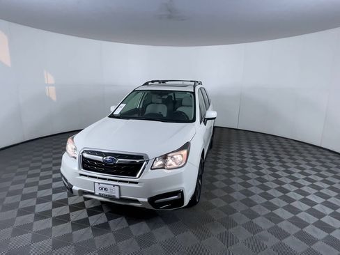Used 2017 Subaru Forester 2.5i Premium w/ All-Weather Package image 3