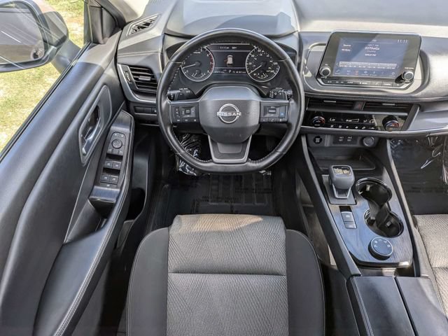 Used 2025 Nissan Rogue SV AWD/4WD image 18
