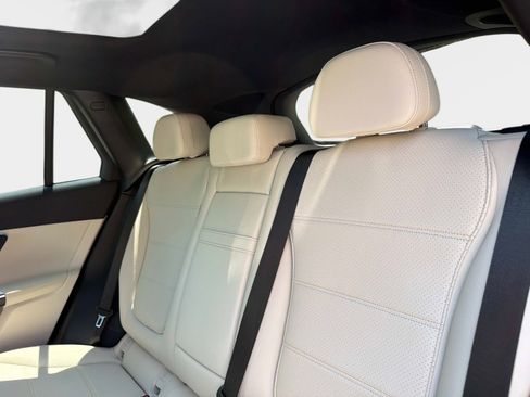 New 2026 Mercedes-Benz GLC 300 image 14