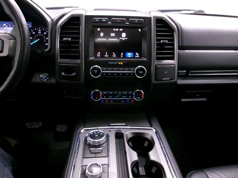 Used 2019 Ford Expedition Max XLT w/ Equipment Group 202A image 13