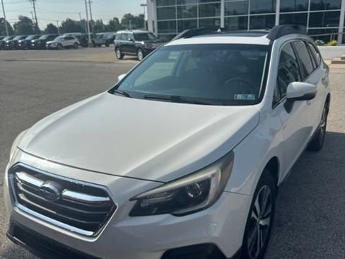 Used 2019 Subaru Outback 2.5i Limited AWD/4WD image 5