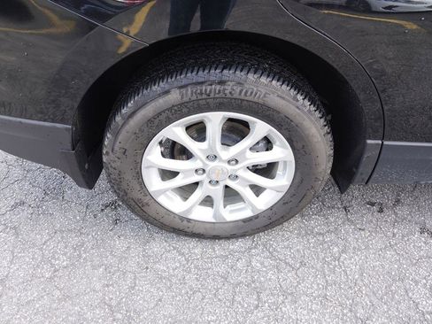 Used 2021 Chevrolet Equinox LT image 12