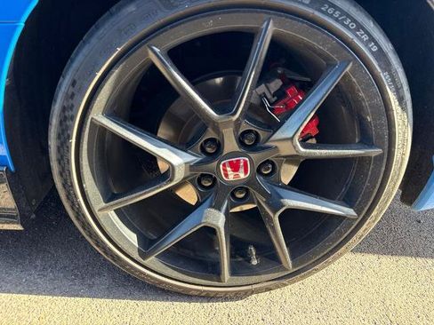 Used 2025 Honda Civic Type R image 13