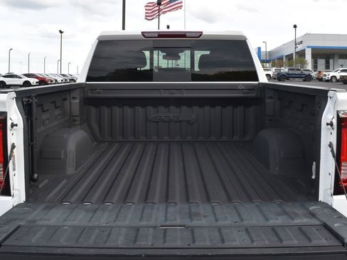 Used 2023 GMC Sierra 1500 AT4 w/ AT4 Preferred Package image 7