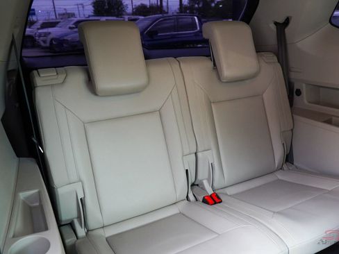 Used 2019 Volkswagen Atlas SEL image 24