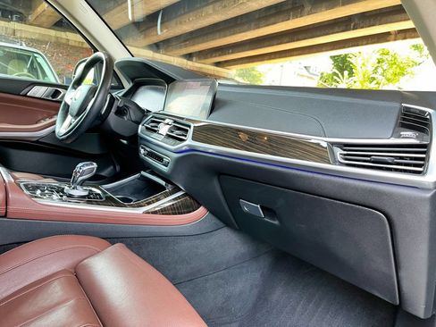 Used 2020 BMW X7 xDrive40i w/ Premium Package AWD/4WD image 20
