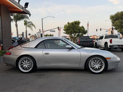 Used 2000 Porsche 911 Carrera RWD image 12