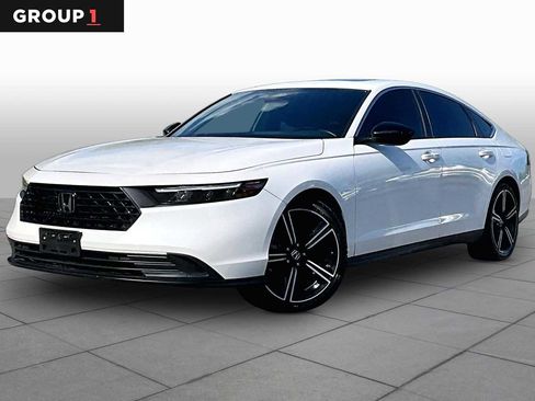 Used 2023 Honda Accord Sport image 1