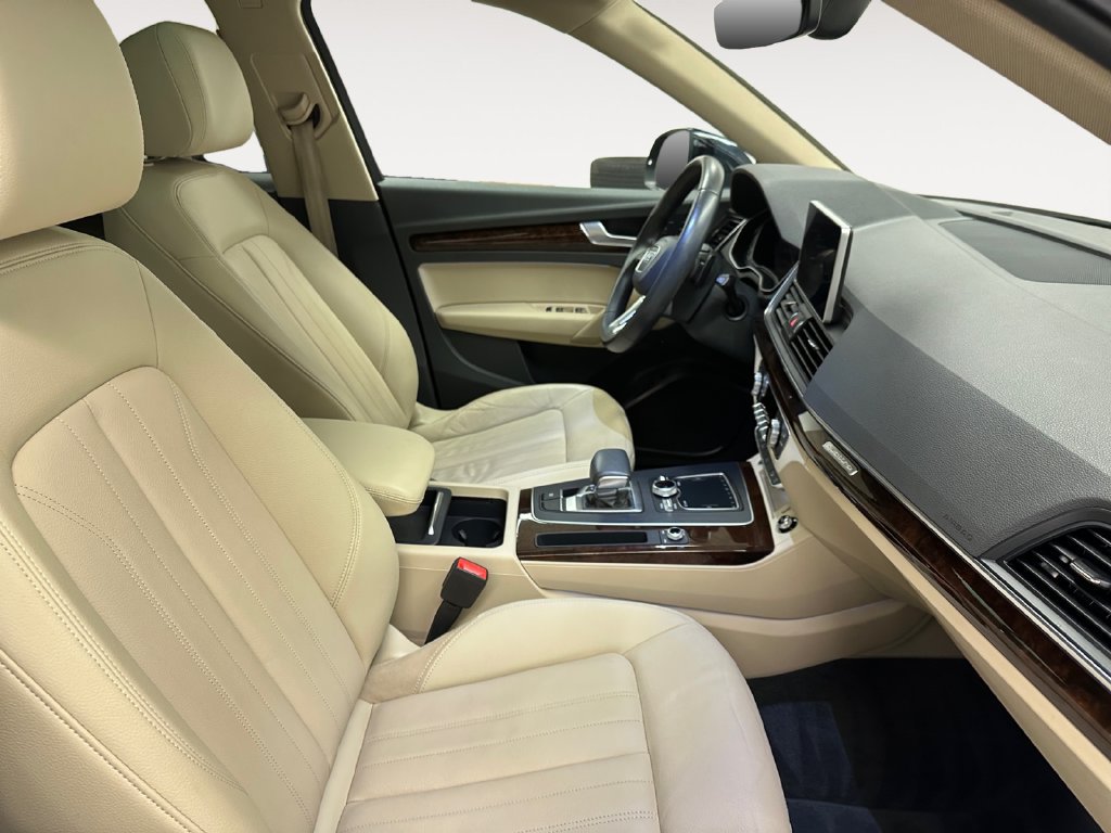 Used 2018 Audi Q5 2.0T Premium Plus w/ Premium Plus Package AWD/4WD image 14