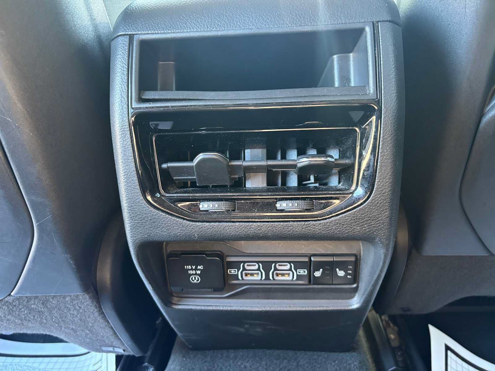 Used 2024 Jeep Grand Cherokee Limited 4xe AWD/4WD image 16