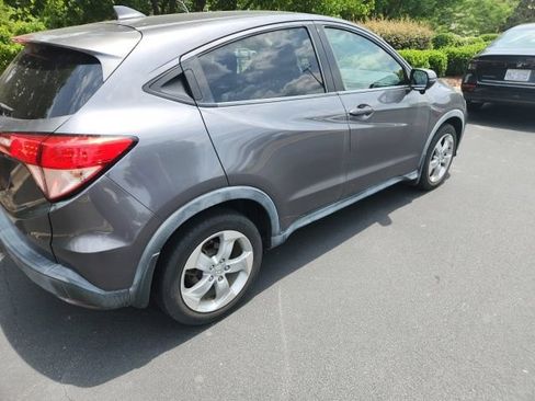 Used 2016 Honda HR-V EX image 13