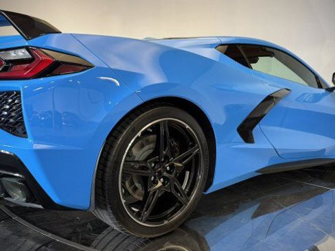 Used 2023 Chevrolet Corvette Stingray Premium Cpe w/ Z51 Performance Package RWD image 28