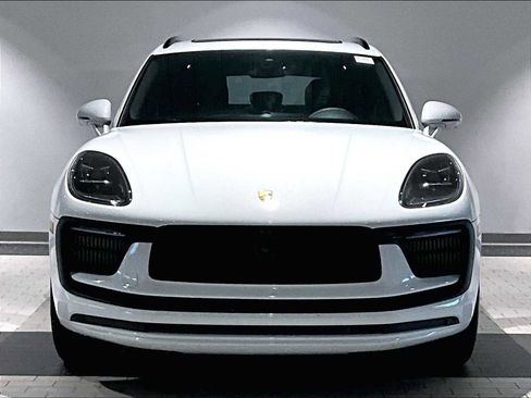 New 2026 Porsche Macan S image 10