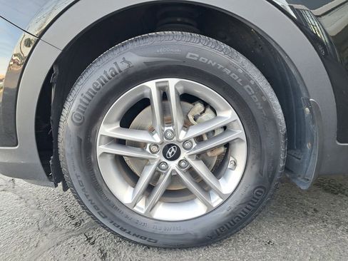 Used 2017 Hyundai Santa Fe Sport image 29