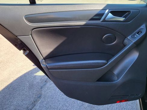 Used 2014 Volkswagen GTI Driver's Edition FWD image 20