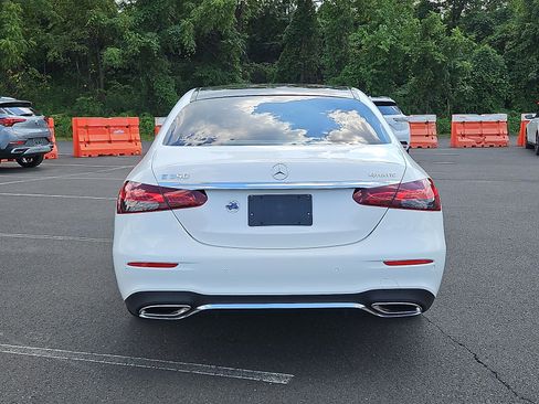 Used 2023 Mercedes-Benz E 350 4MATIC Sedan w/ Premium Package image 5