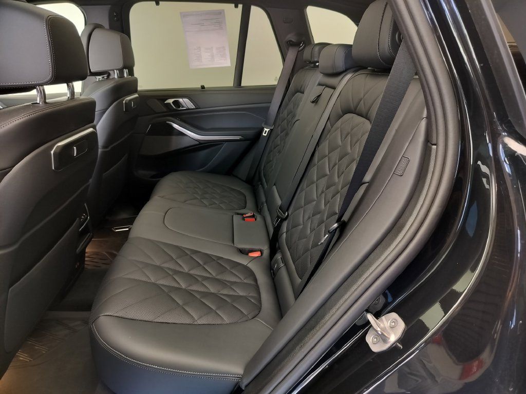 Certified 2026 BMW X5 xDrive50e w/ M Sport Package AWD/4WD image 20