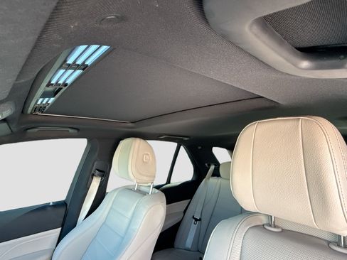 Used 2024 Mercedes-Benz GLE 450e 4MATIC image 25