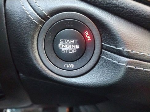 Used 2022 Dodge Durango GT image 33